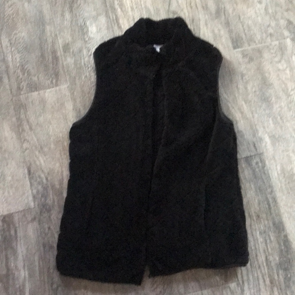 Time & Tru Cozy Vest